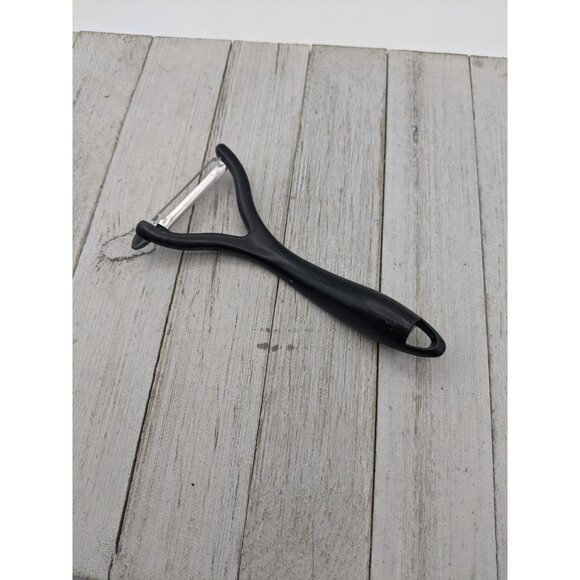 Stainless Steel Floating Blade Vegetable Potato Peeler Black Handle 6" - Picture 4 of 6